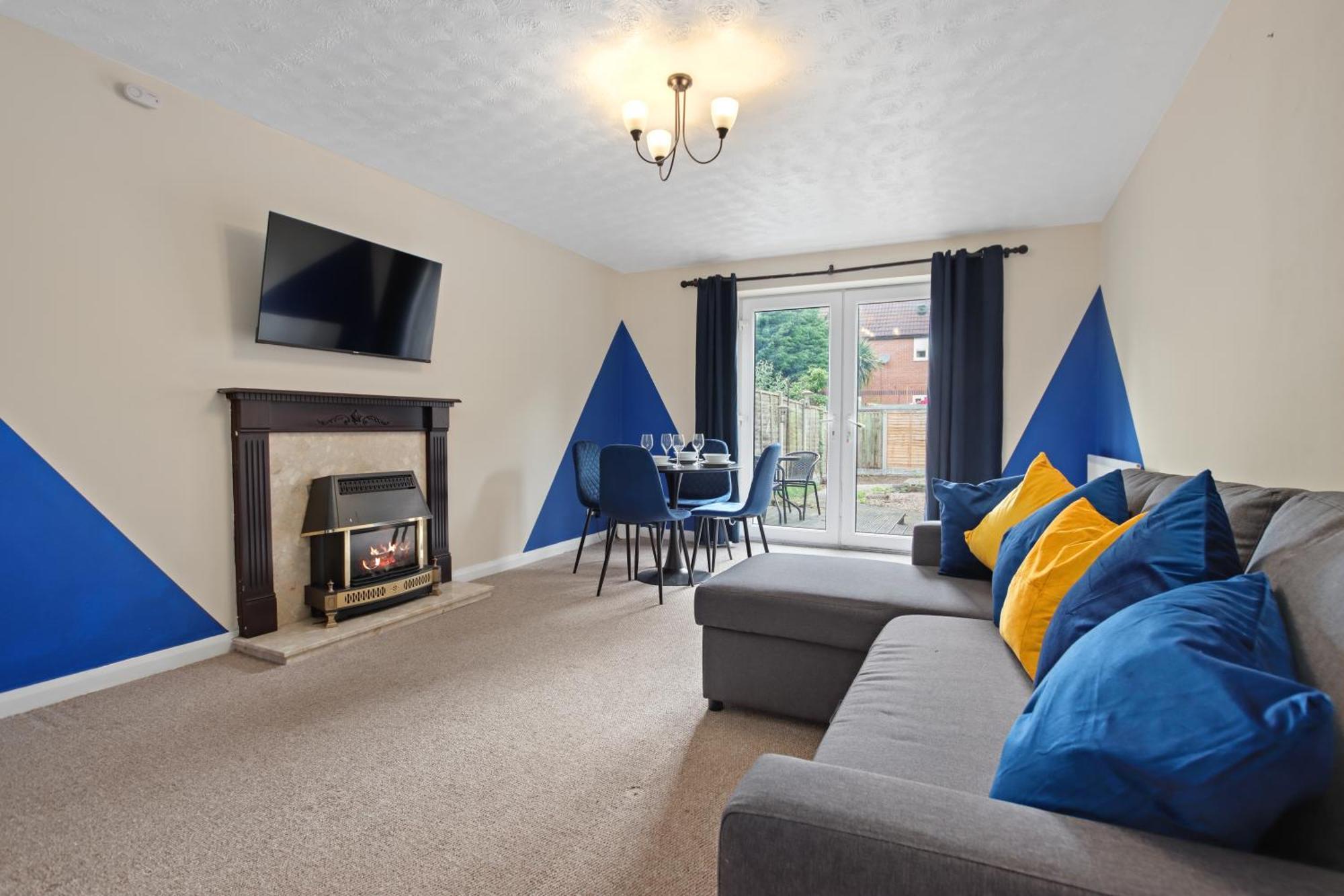 Luxurious 2-Bedroom Haven In Vibrant Robinhood: Ideal For Business Or Leisure Stay Nottingham Exterior foto
