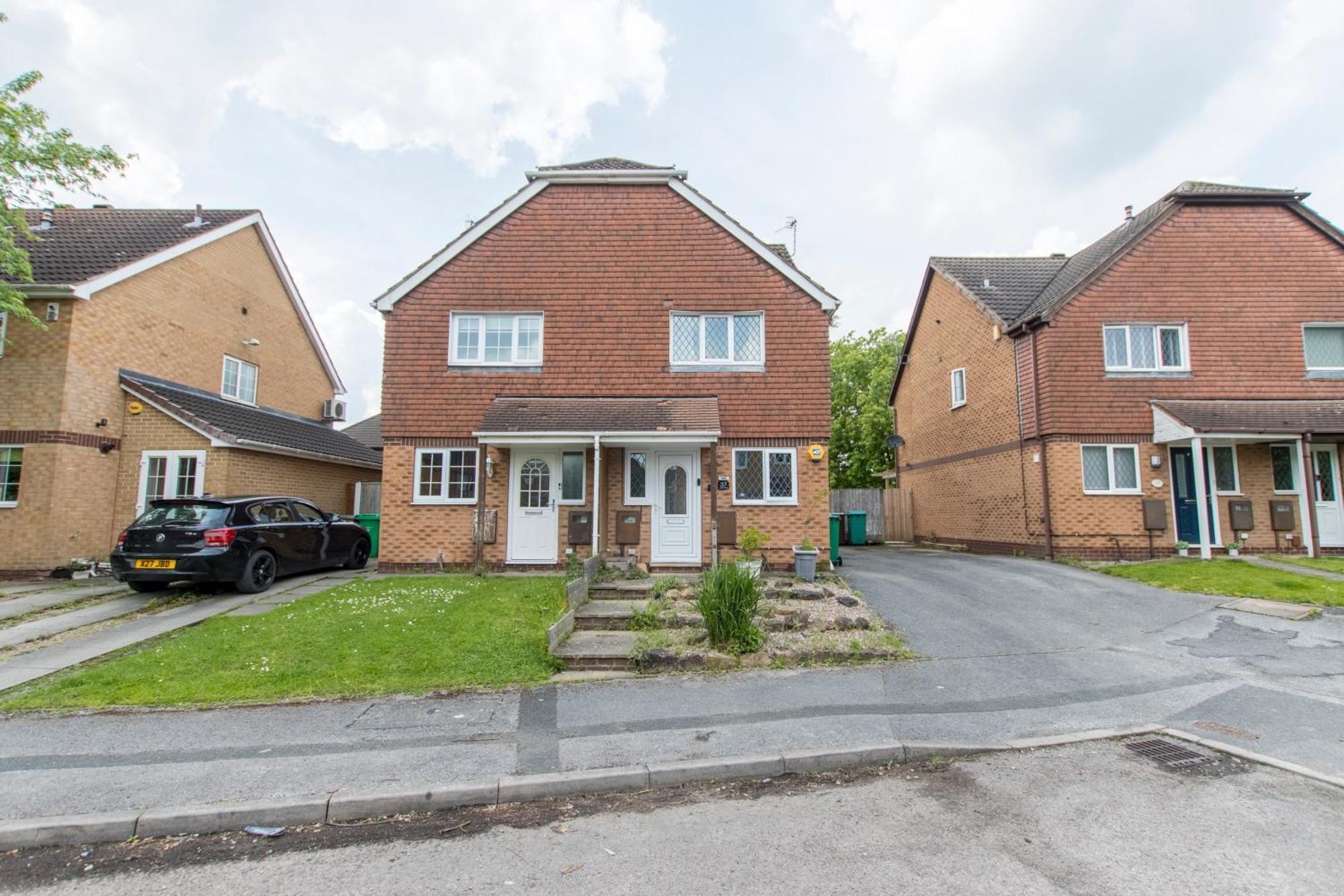 Luxurious 2-Bedroom Haven In Vibrant Robinhood: Ideal For Business Or Leisure Stay Nottingham Exterior foto